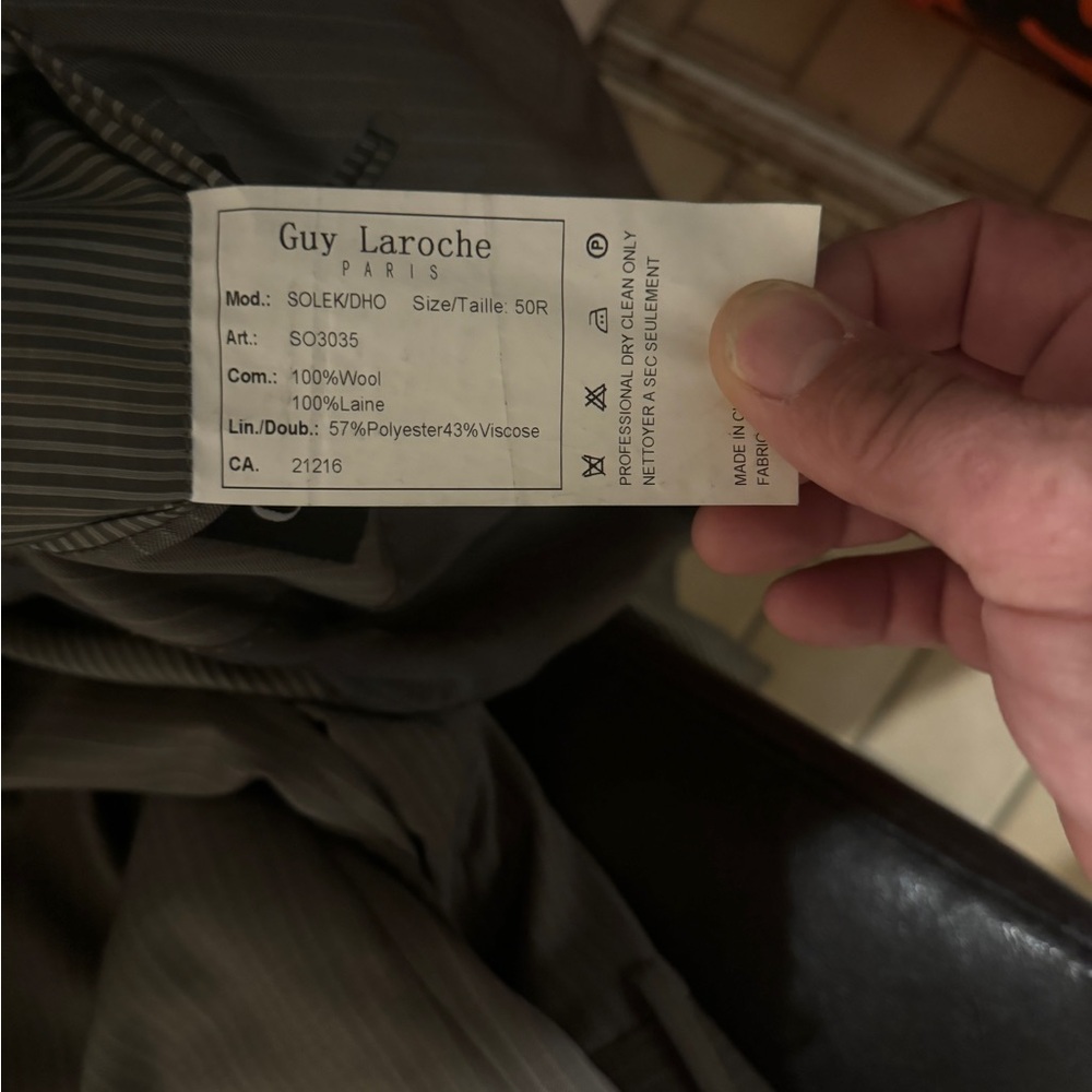 Guy Laroche 50 regular     Pants 38   Inseam 30